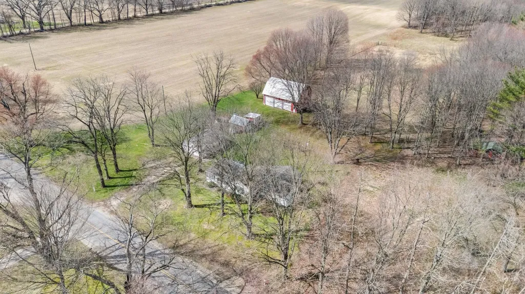55796 92nd Avenue Hamilton Township MI 49047