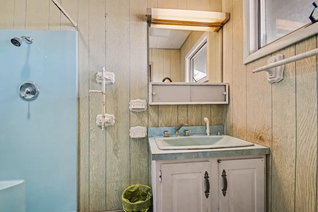 59379 Territorial Road Keeler Township MI 49045