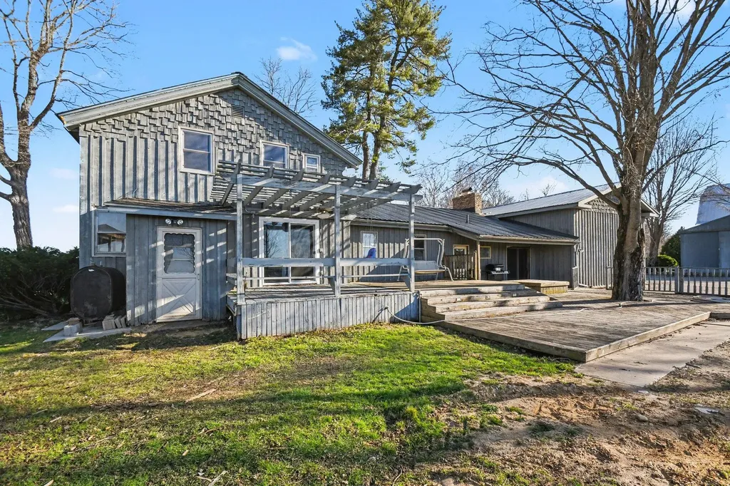 59379 Territorial Road Keeler Township MI 49045