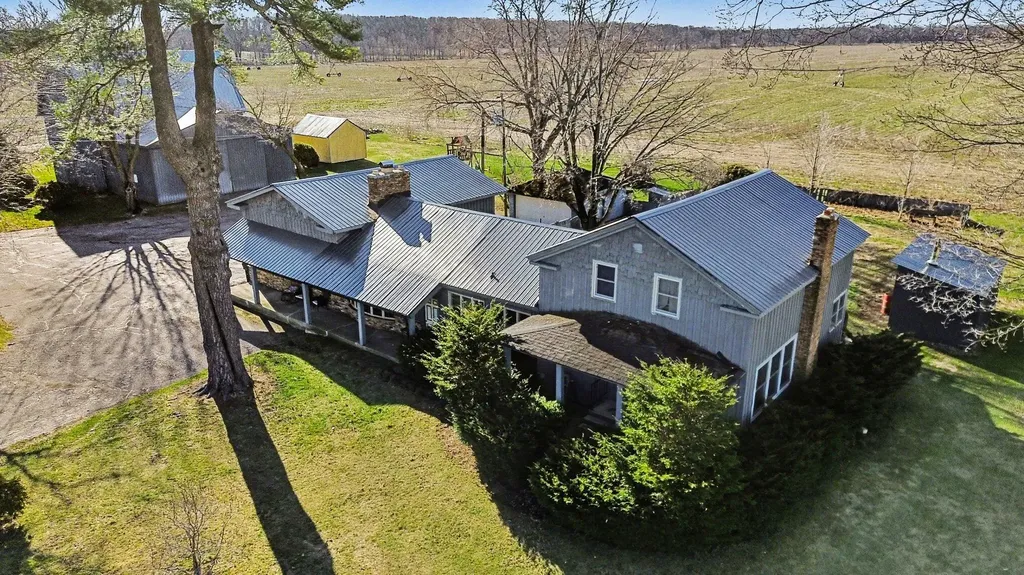 59379 Territorial Road Keeler Township MI 49045