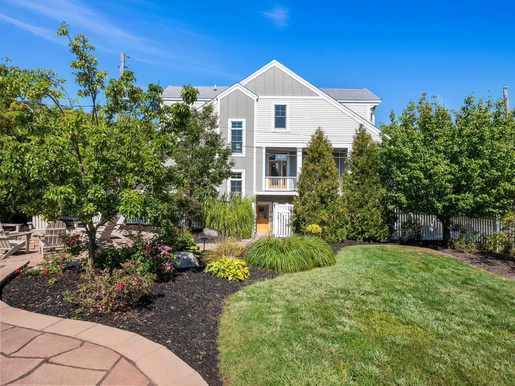 57 And 53 North Shore Drive South Haven City MI 49090