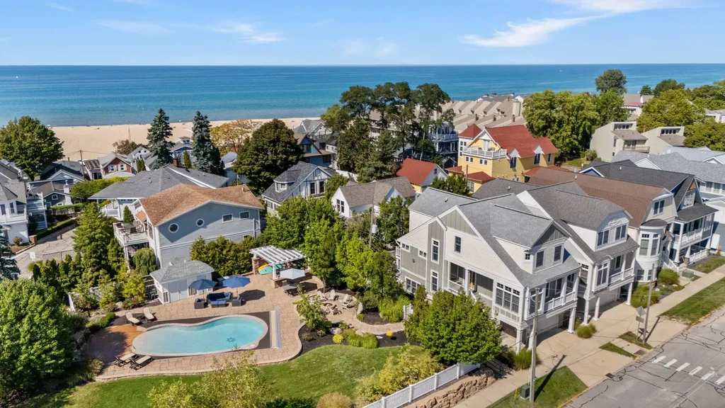 57 And 53 North Shore Drive South Haven City MI 49090