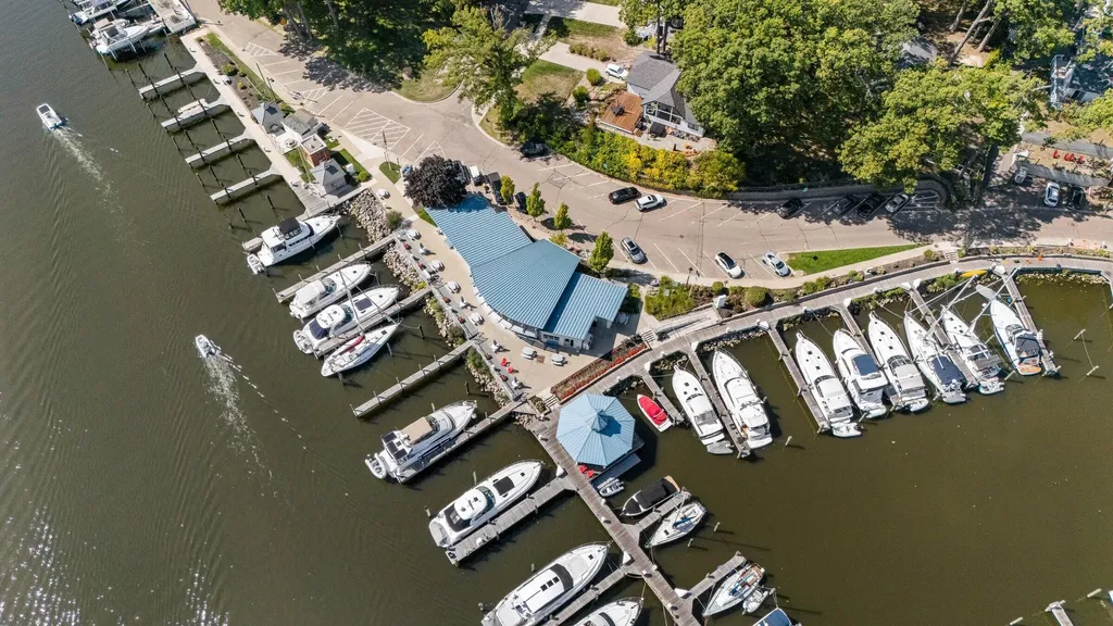 57 N Shore Drive South Haven City MI 49090