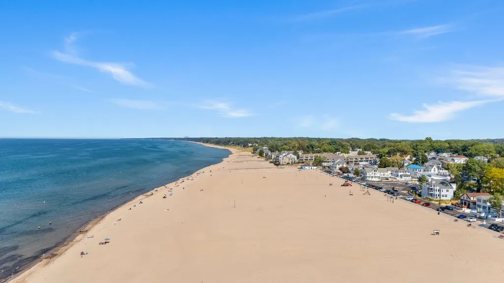 57 N Shore Drive South Haven City MI 49090