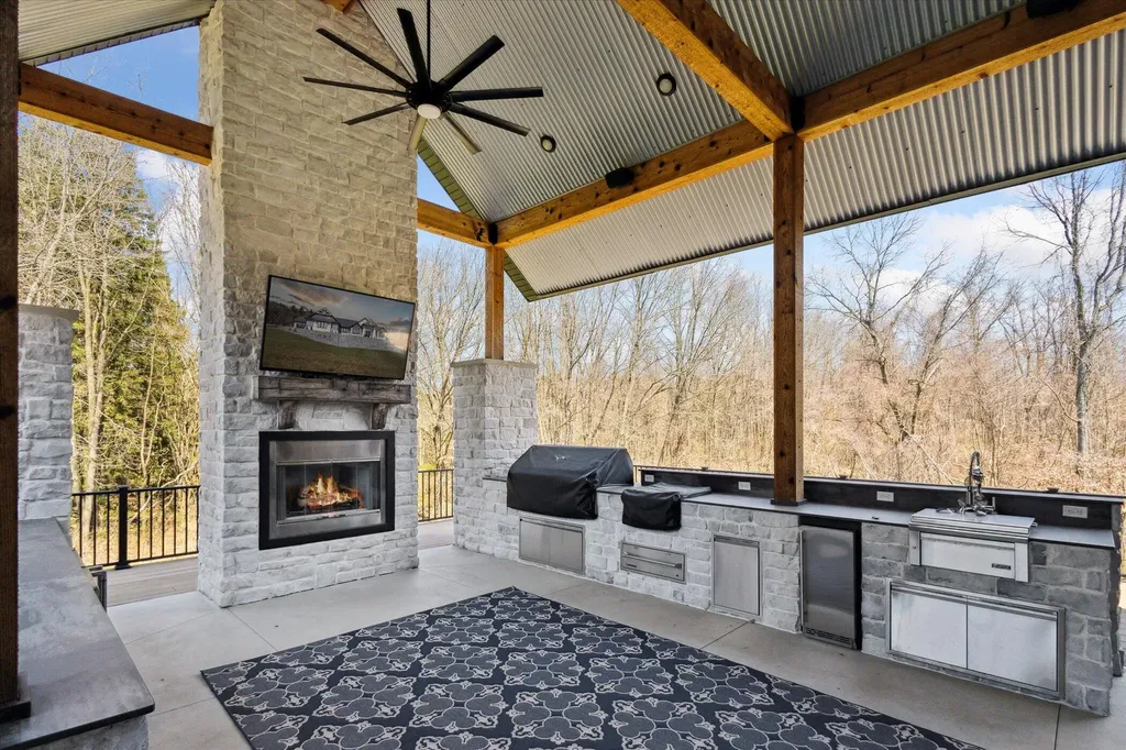 32170 Bent Oak Trail Milton Township MI 49120