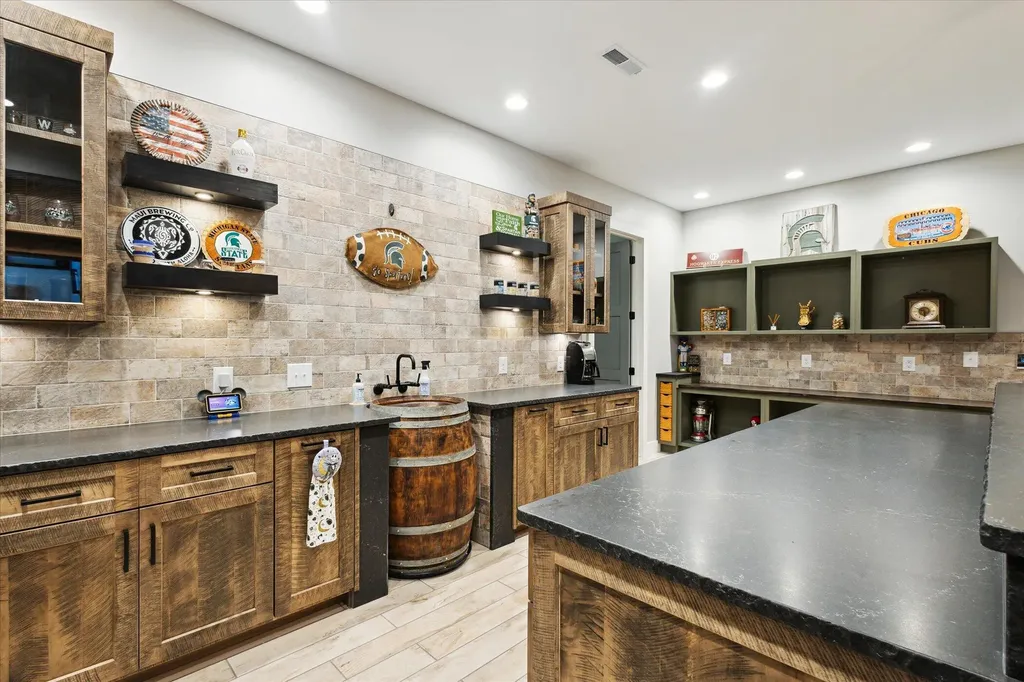 32170 Bent Oak Trail Milton Township MI 49120