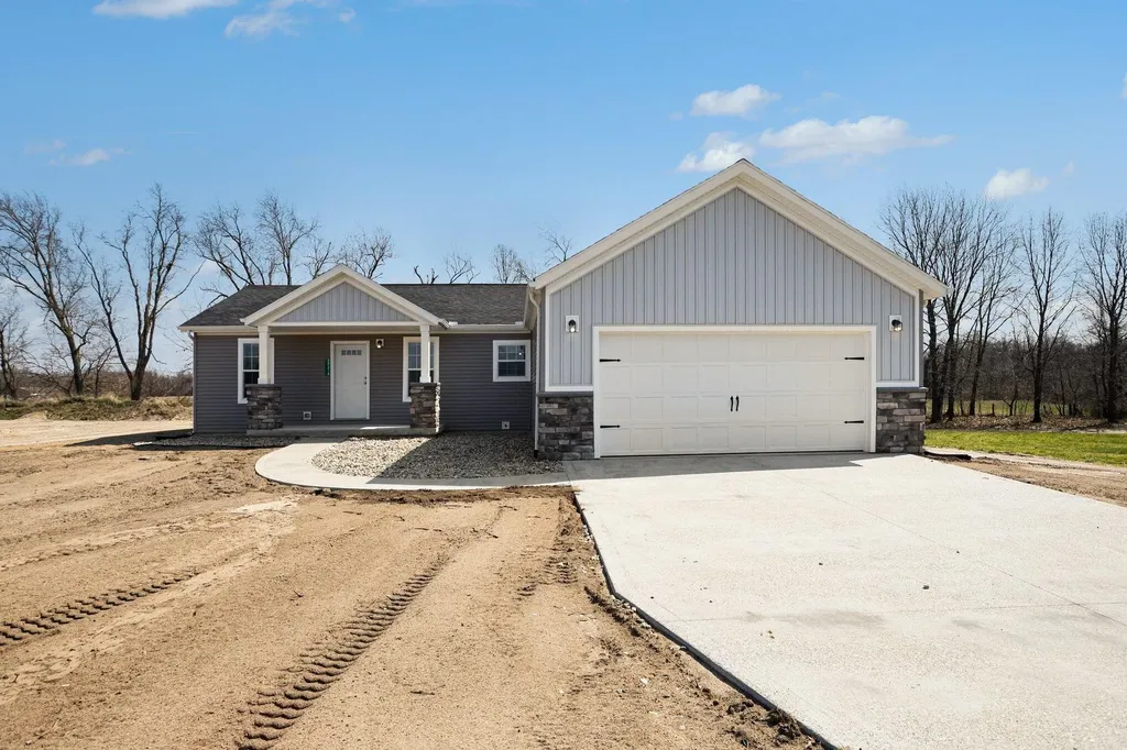 29216 Saddlebred Lane Dowagiac City MI 49047