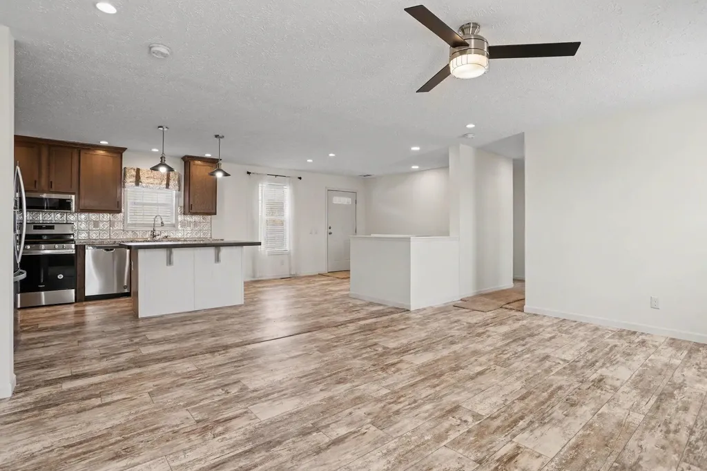29216 Saddlebred Lane Dowagiac City MI 49047