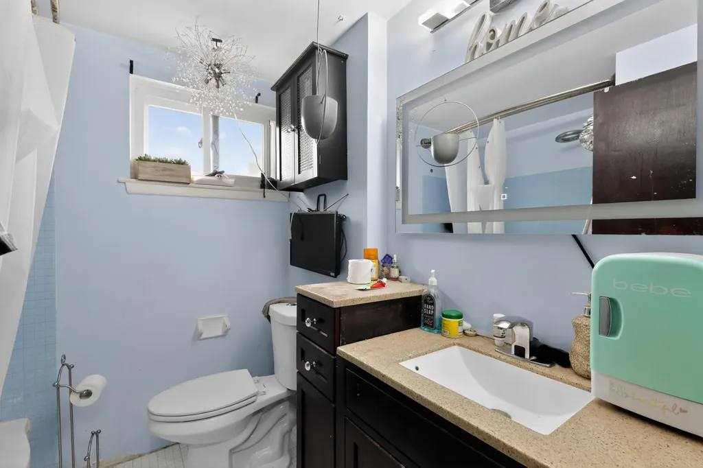 13511 Dixie Redford Charter Township MI 48239