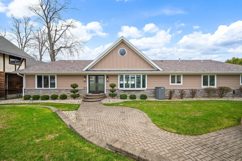 5363 Paw Paw Lake Road Coloma Charter Township MI 49038