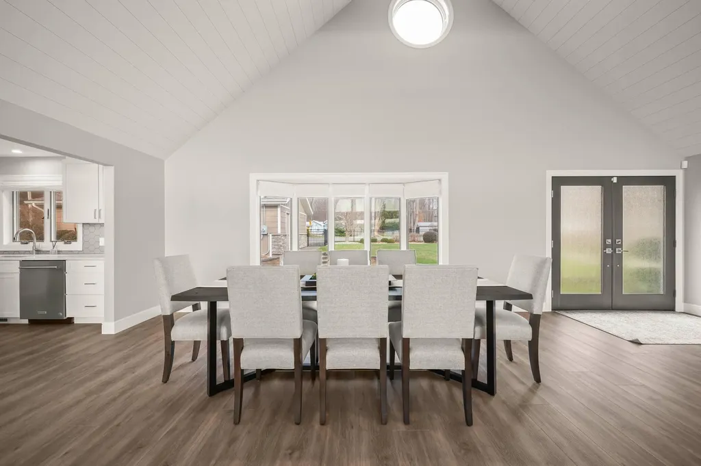 5363 Paw Paw Lake Road Coloma Charter Township MI 49038