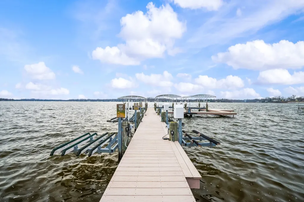 5363 Paw Paw Lake Road Coloma Charter Township MI 49038