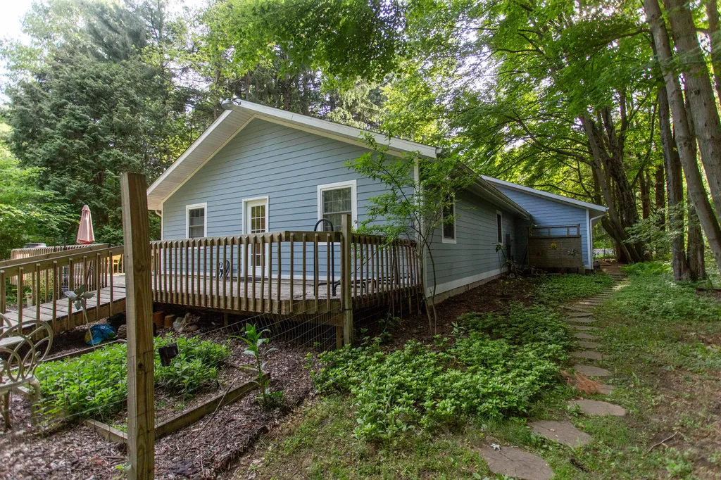 9995 Community Hall Road New Buffalo Township MI 49129
