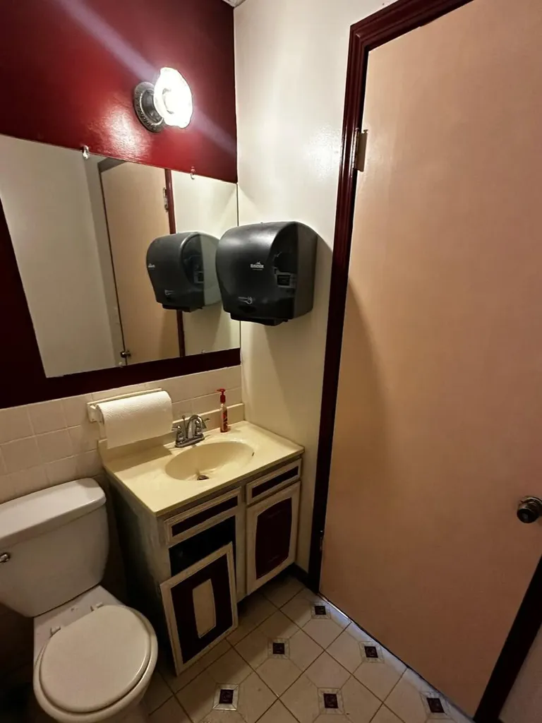 5604 Cleveland Avenue Lincoln Charter Township MI 49127