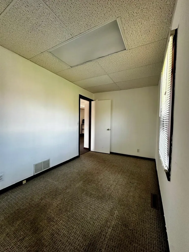 5604 Cleveland Avenue Lincoln Charter Township MI 49127