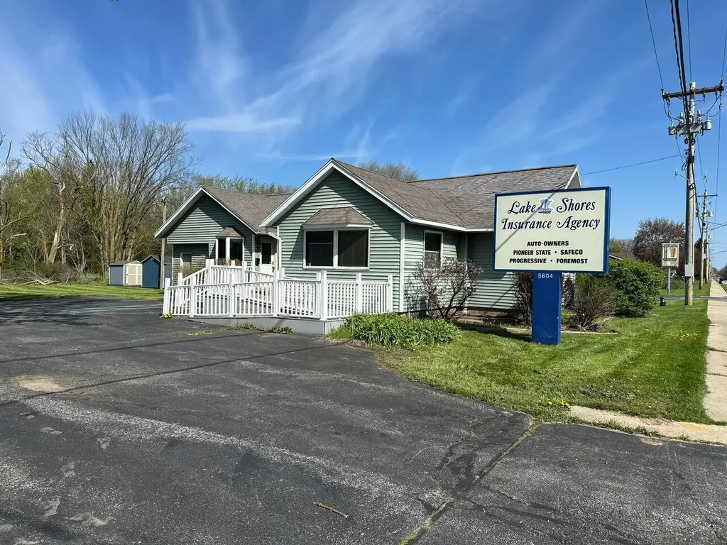 5604 Cleveland Avenue Lincoln Charter Township MI 49127