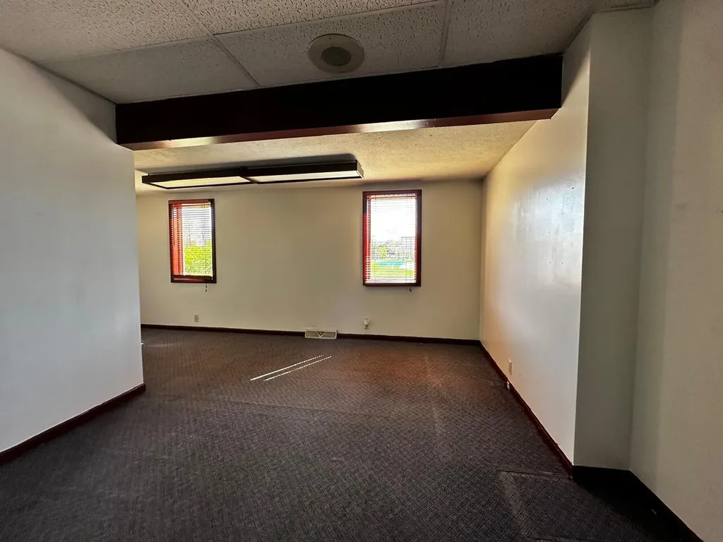 5604 Cleveland Avenue Lincoln Charter Township MI 49127