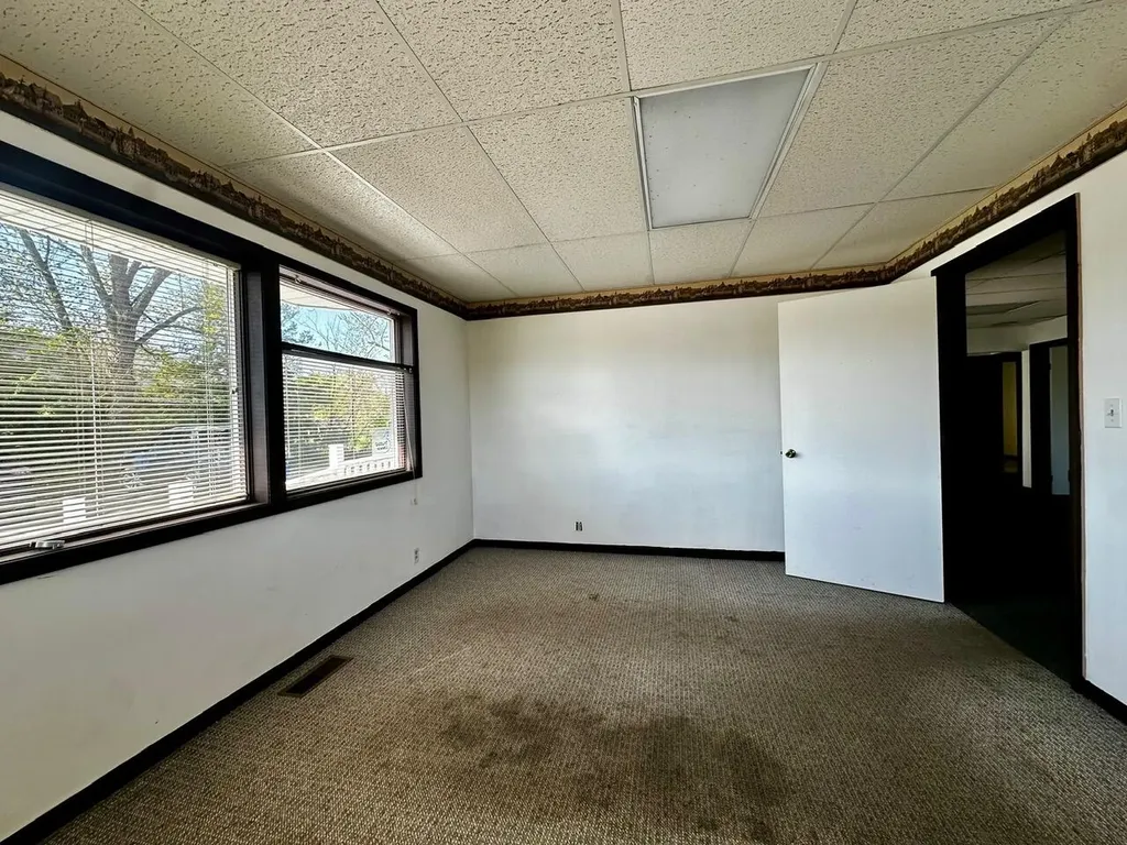 5604 Cleveland Avenue Lincoln Charter Township MI 49127