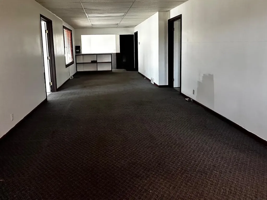 5604 Cleveland Avenue Lincoln Charter Township MI 49127