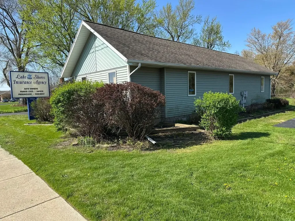 5604 Cleveland Avenue Lincoln Charter Township MI 49127