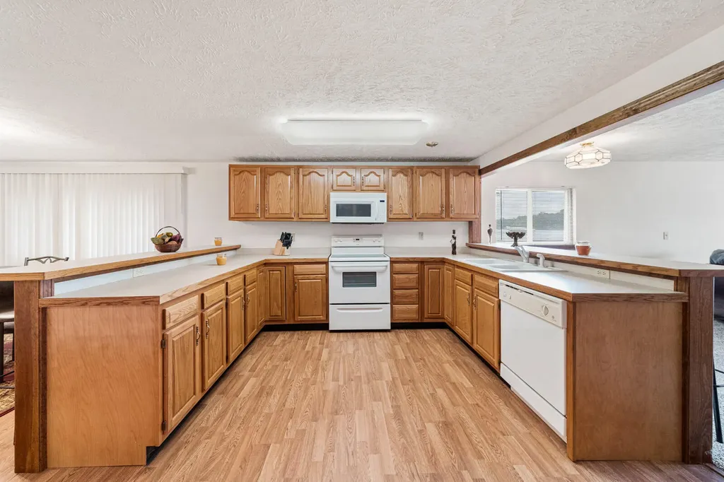 19976 M-60 Park Township MI 49093