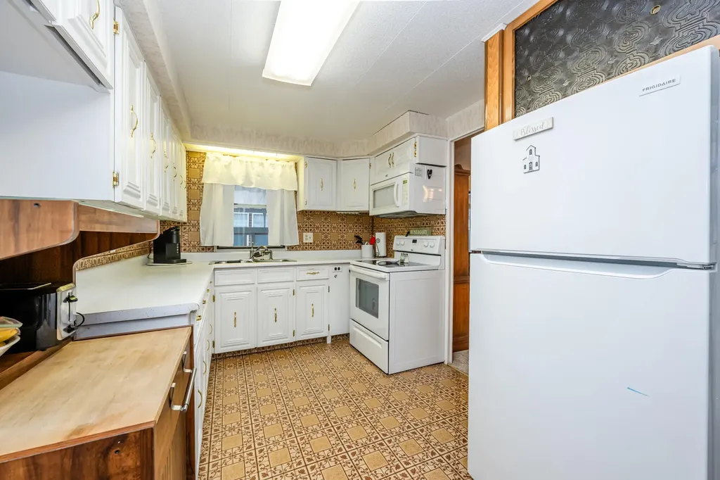 3017 Johnson Road Stevensville Village MI 49127