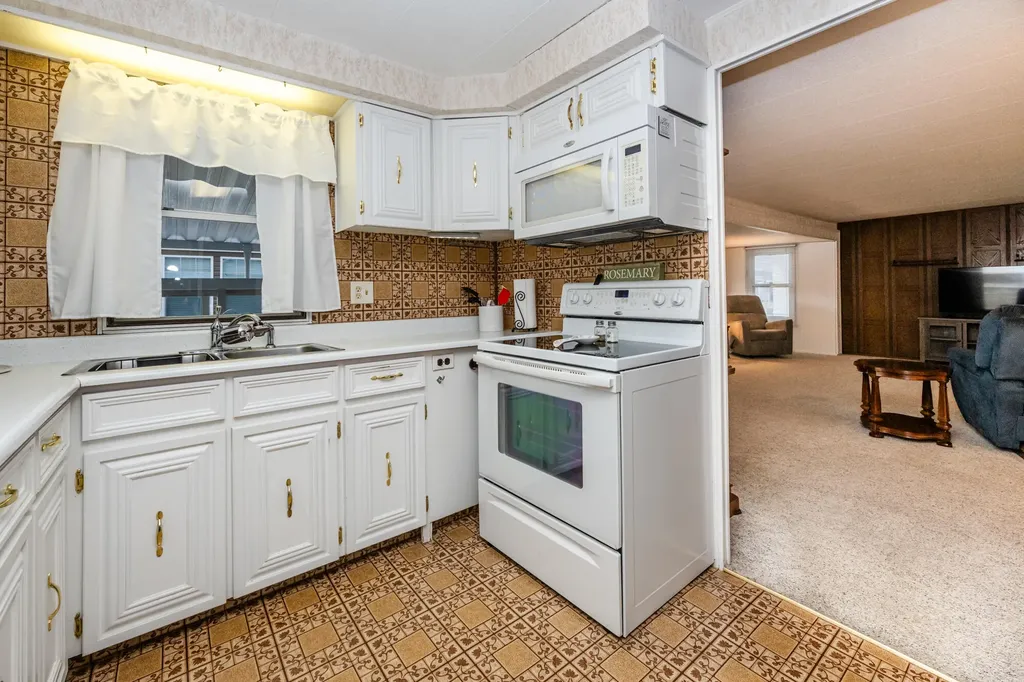 3017 Johnson Road Stevensville Village MI 49127