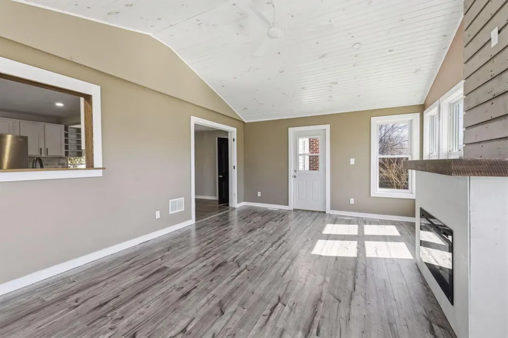 710 S Elm Street Three Oaks Township MI 49128