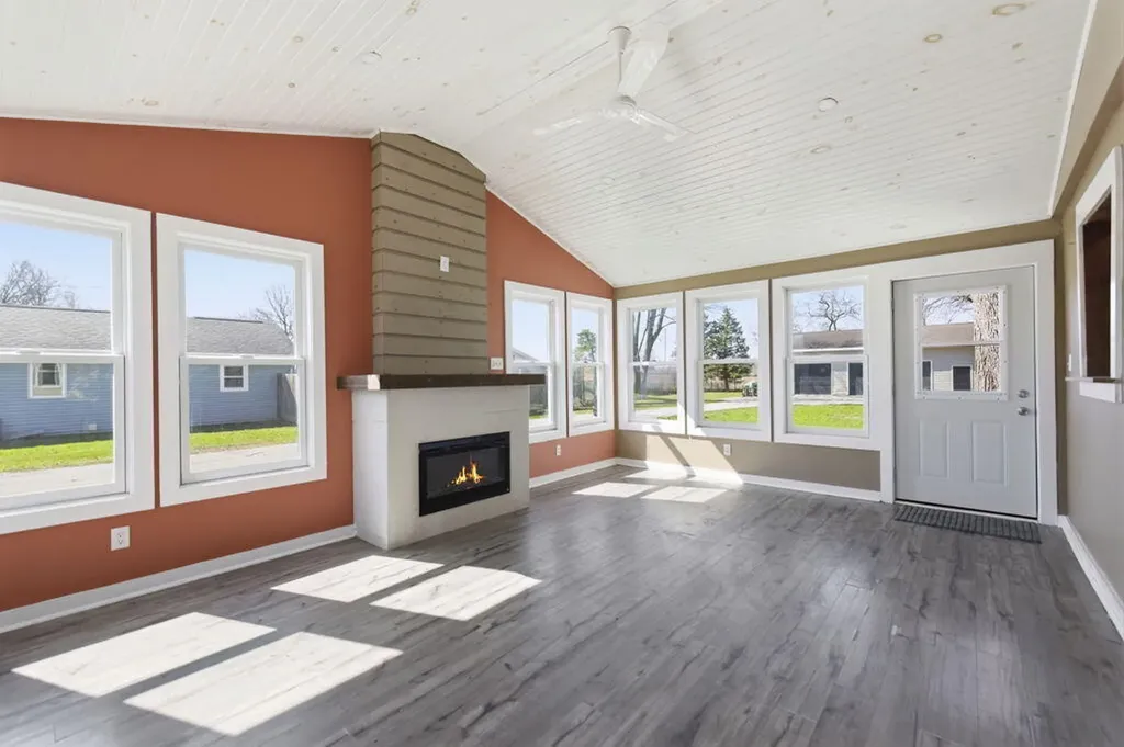 710 S Elm Street Three Oaks Township MI 49128