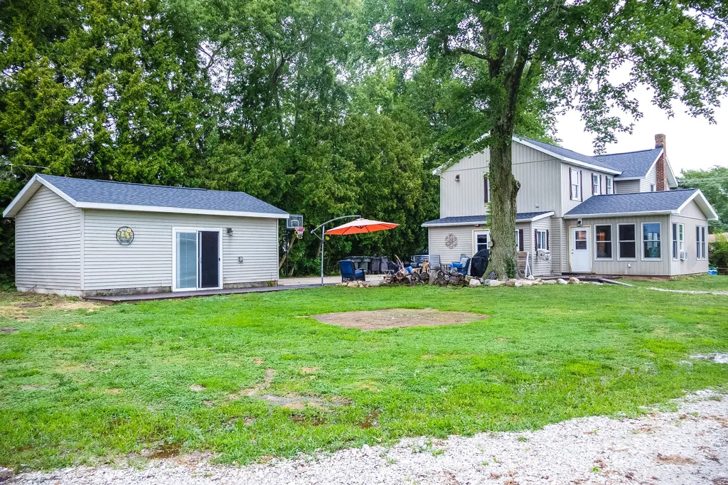 710 S Elm Street Three Oaks Township MI 49128