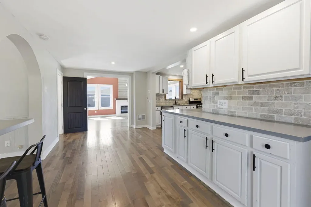 710 S Elm Street Three Oaks Township MI 49128