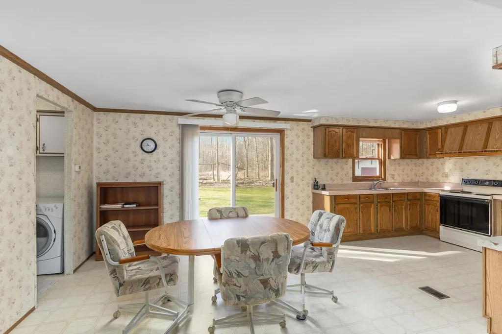 35081 Sweet Lake Drive Bloomingdale Township MI 49055