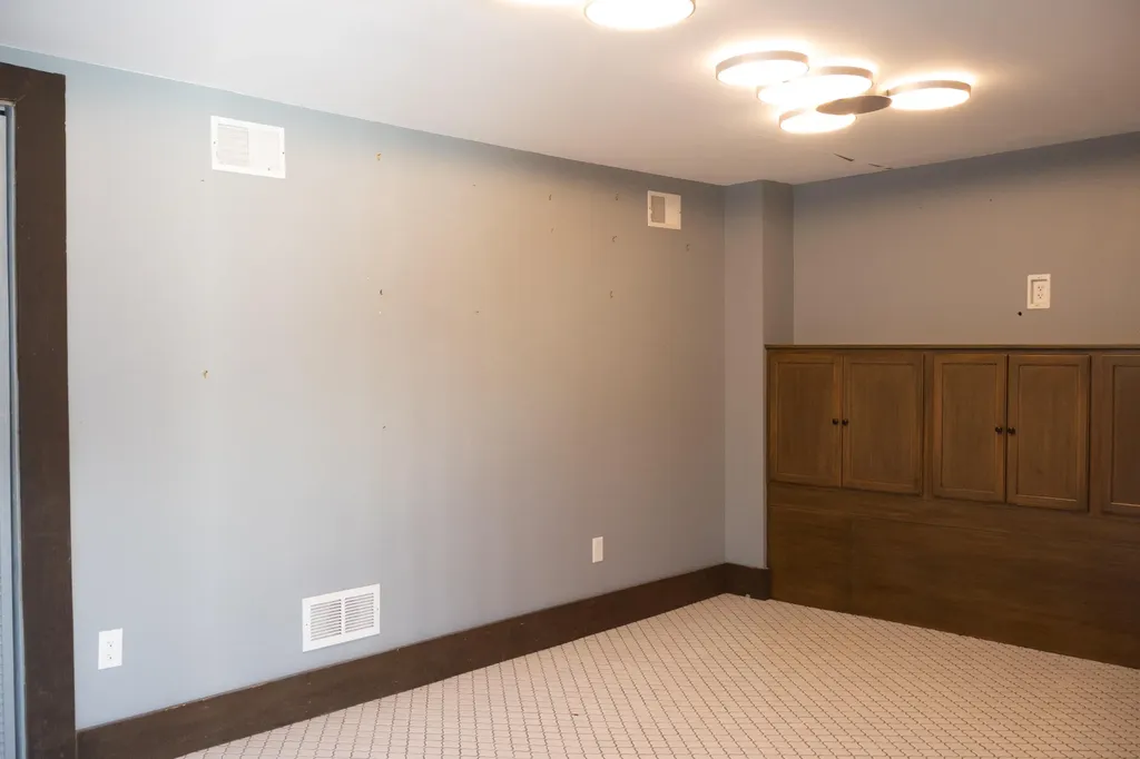 427 S Whittaker Street New Buffalo City MI 49117