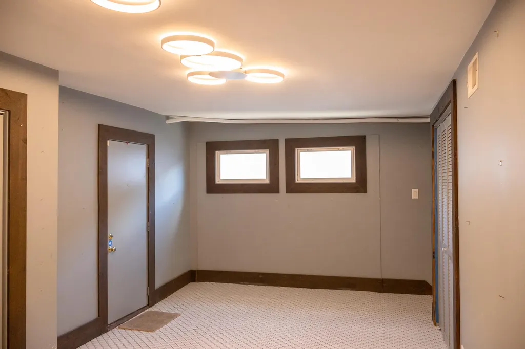 427 S Whittaker Street New Buffalo City MI 49117