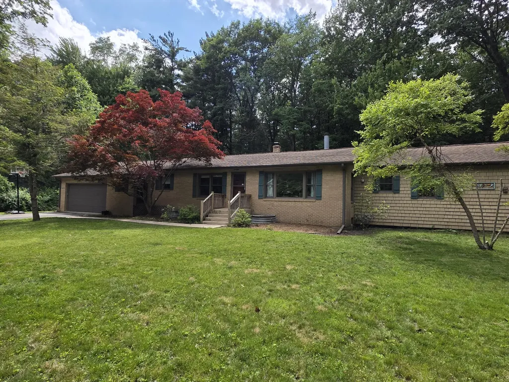 12370 Dunes Road Chikaming Township MI 49125