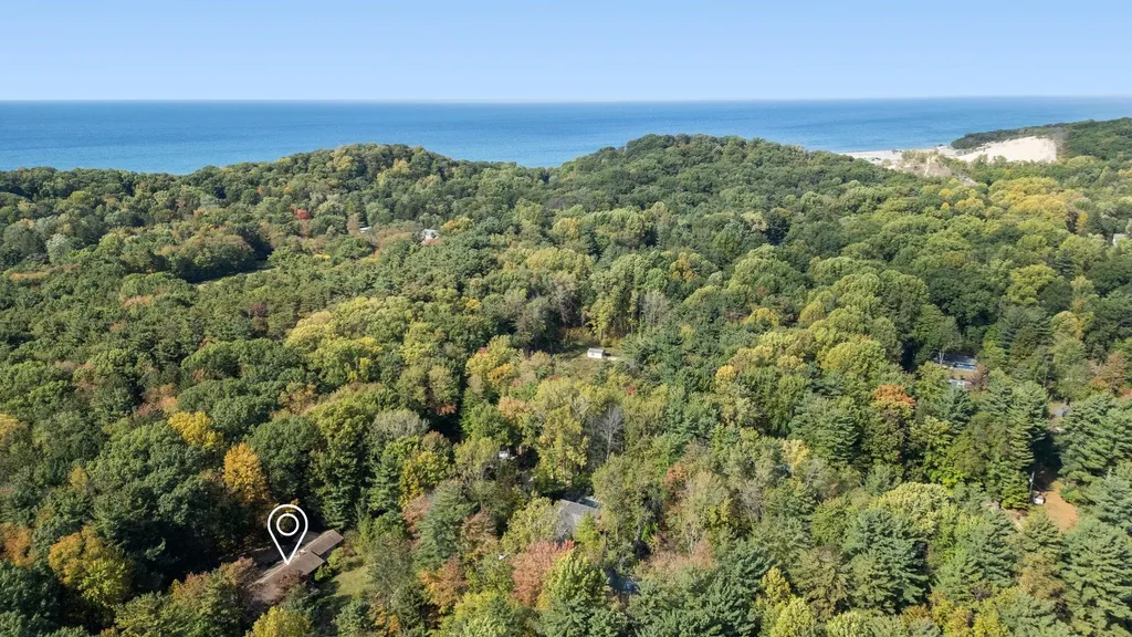 12370 Dunes Road Chikaming Township MI 49125