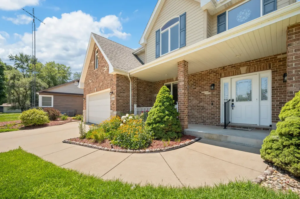 5036 Shoreview Drive Coloma Charter Township MI 49038