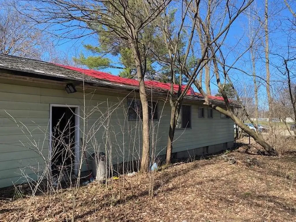 4576 E Snow Road Oronoko Charter Township MI 49103