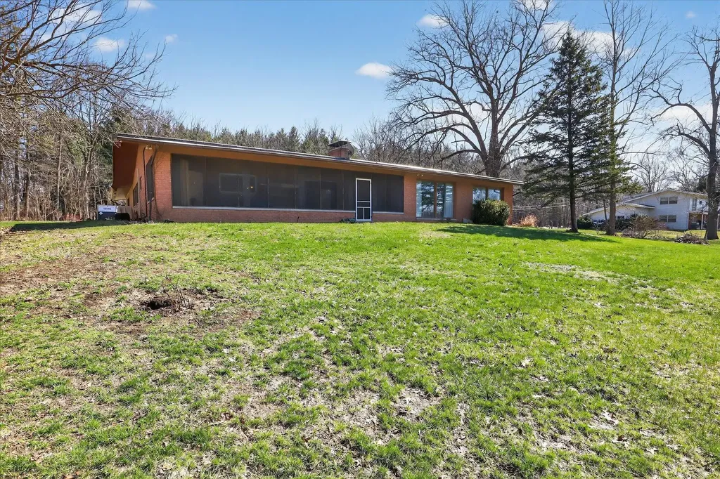 70506 Sunrise Drive Ontwa Township MI 49112