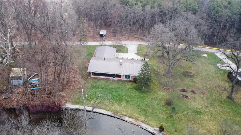 70506 Sunrise Drive Ontwa Township MI 49112