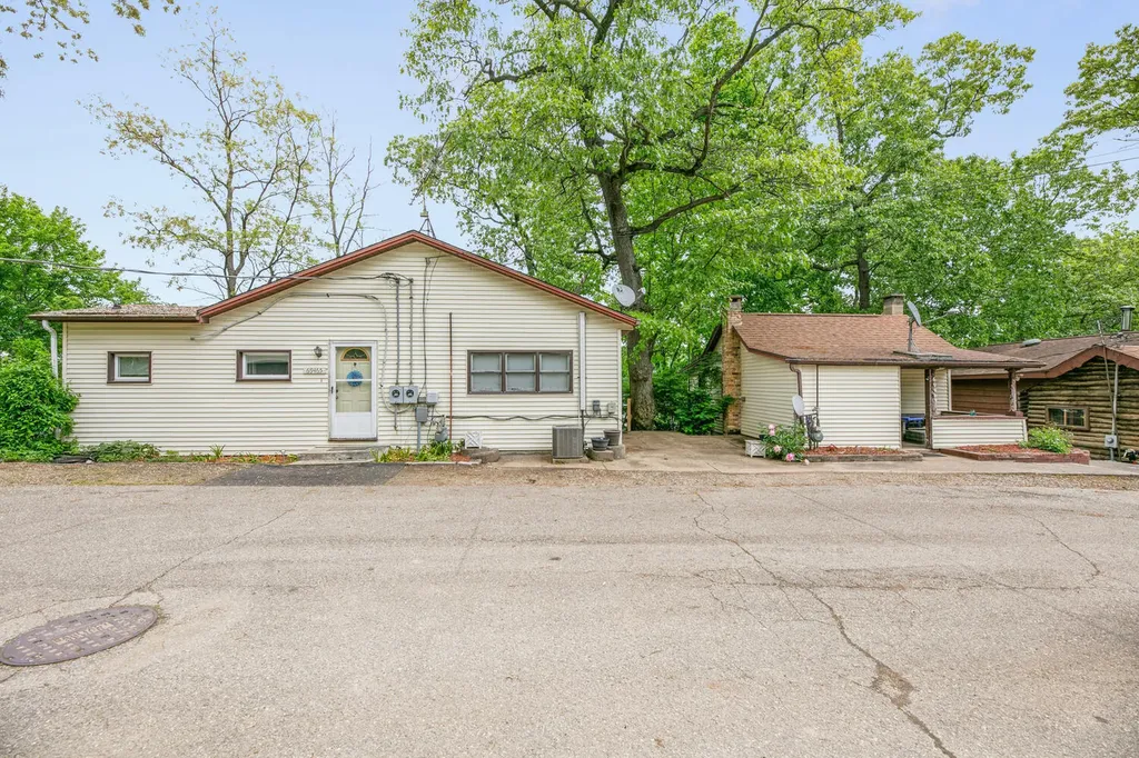 69465 High Street Porter Township MI 49130