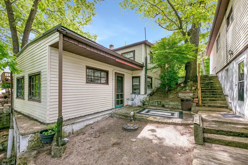 69465 High Street Porter Township MI 49130