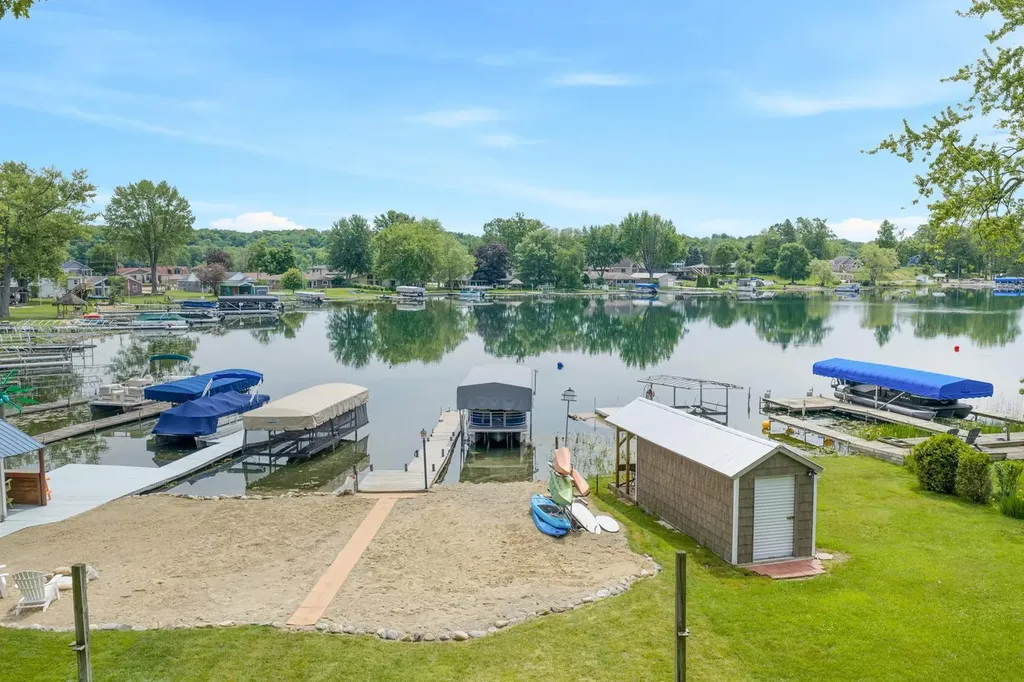 13233 Pleasant Drive Porter Township MI 49130