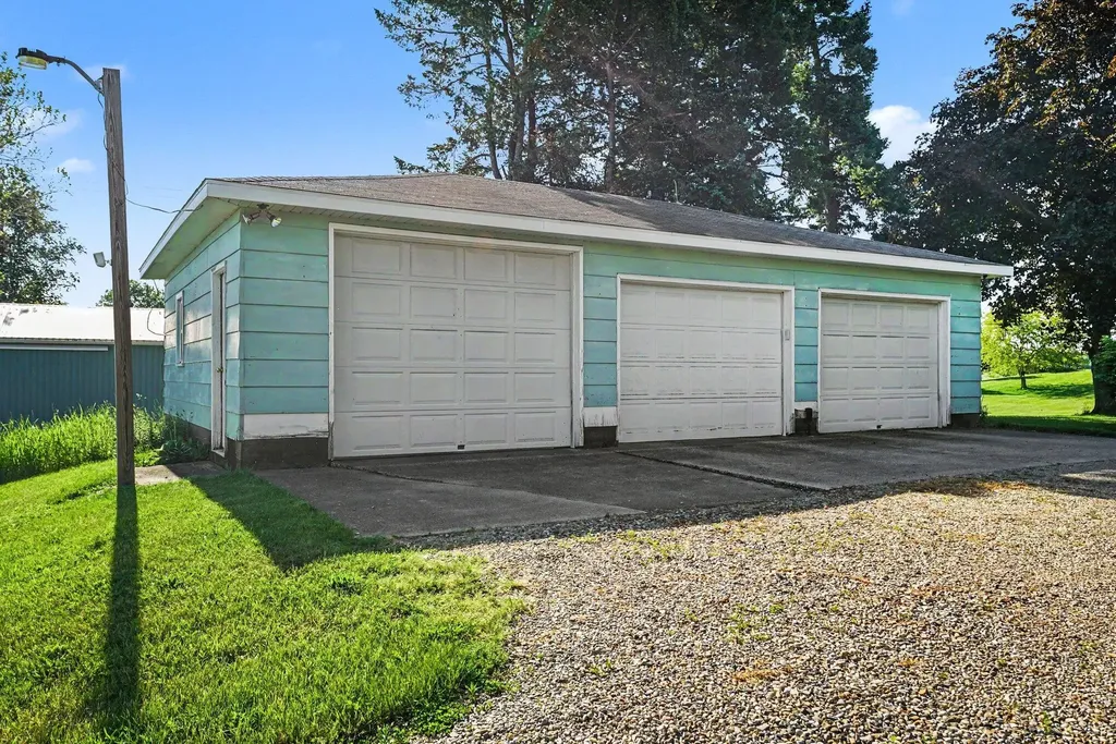 6629 N Branch Road Bainbridge Township MI 49022