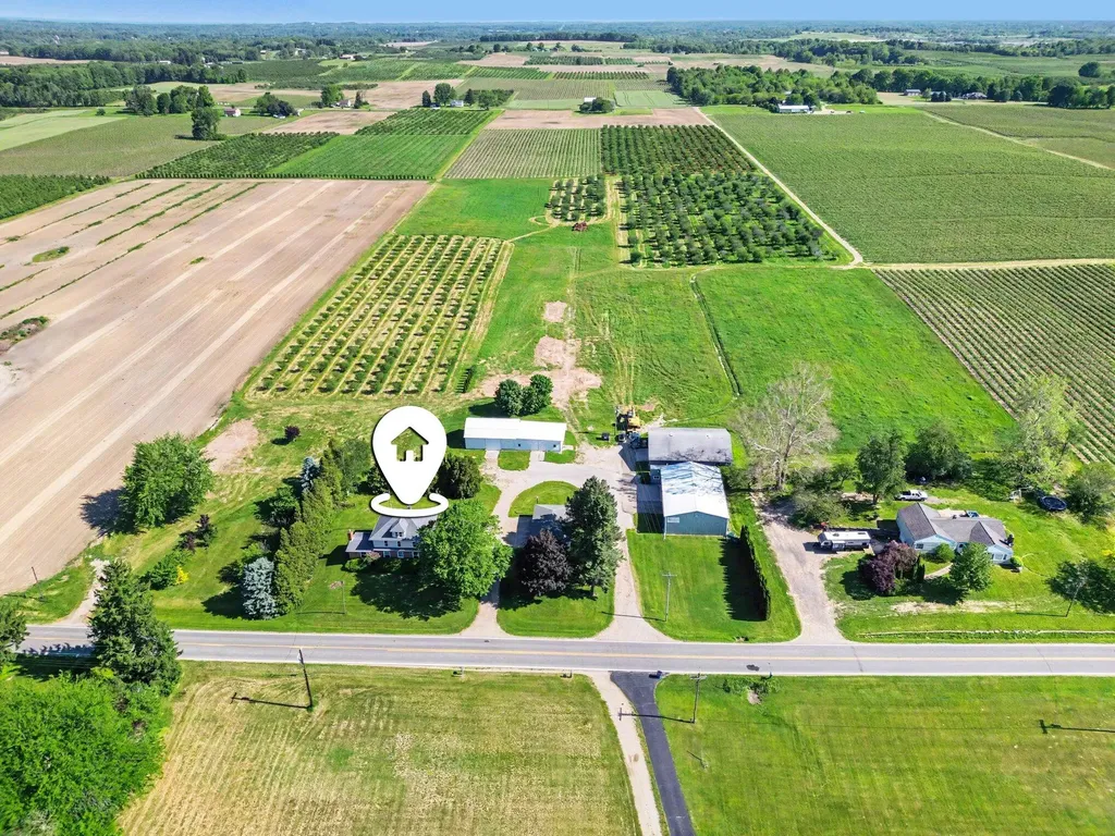6629 N Branch Road Bainbridge Township MI 49022