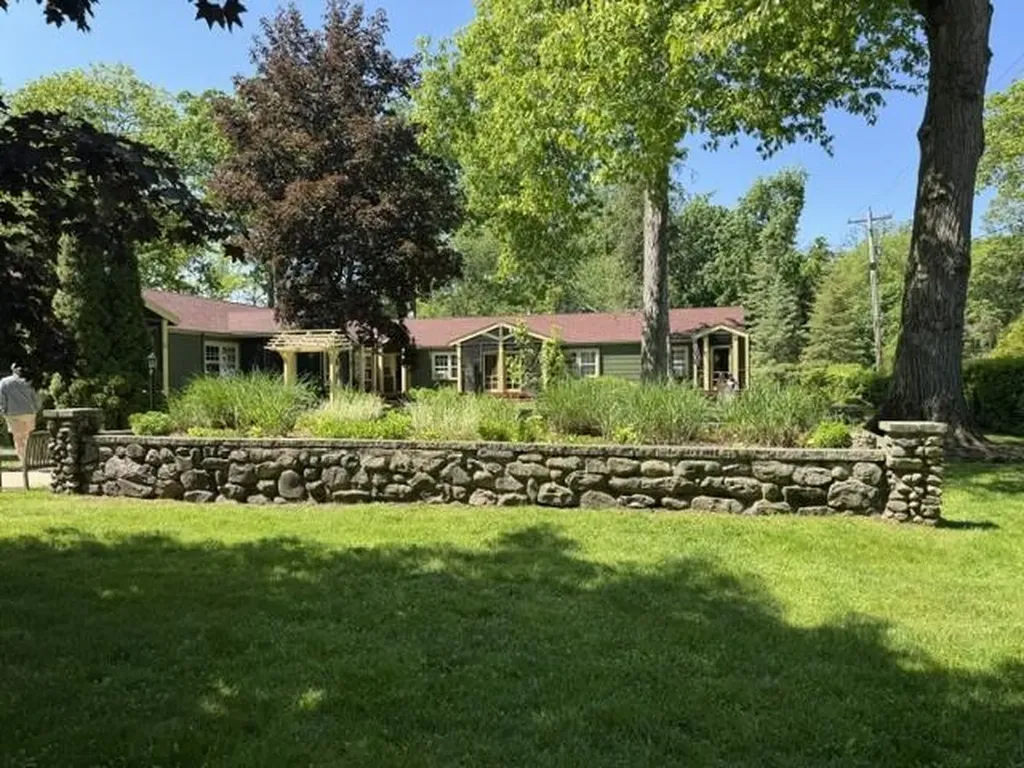 15657 Lakeshore Road Chikaming Township MI 49129