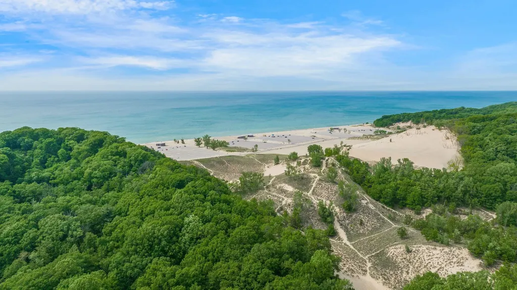 6010 Migiel Lane Chikaming Township MI 49125