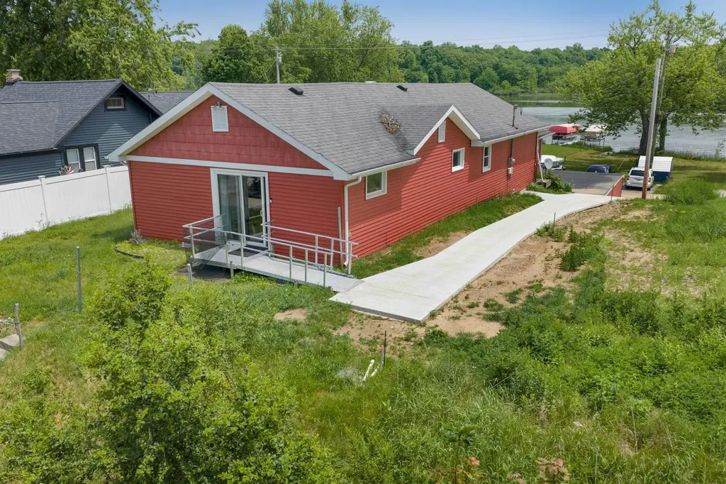 69907 Sunset Boulevard Porter Township MI 49130
