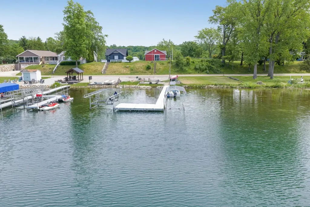 69907 Sunset Boulevard Porter Township MI 49130