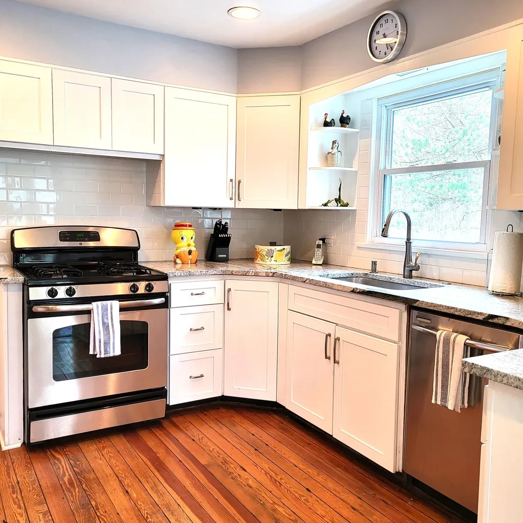 8605 East Chikaming Township MI 49116